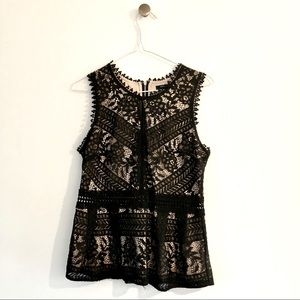 Romeo + Juliet Couture lace peplum top size M